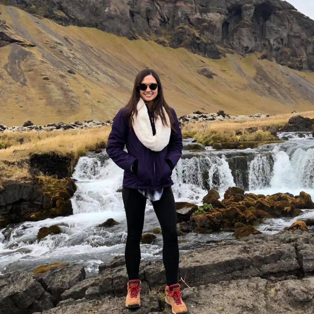 Meet your Posher, Andrea